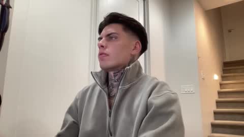 Snapshot of johnafterdark chatting on February 25, 5:52 am JAXX online show from February 25, 5:52 am