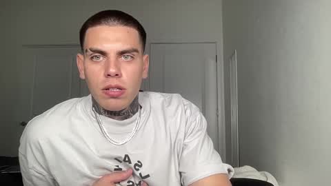 Snapshot of johnafterdark chatting on September 13, 11:59 pm JAXX online show from September 13, 11:59 pm