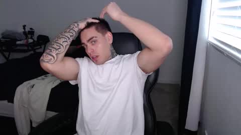 Snapshot of johnafterdark chatting on January 7, 6:54 pm JAXX online show from January 7, 6:54 pm