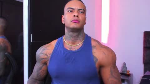 Snapshot of johnbelt_ chatting on November 20, 9:36 pm john belt online show from November 20, 9:36 pm