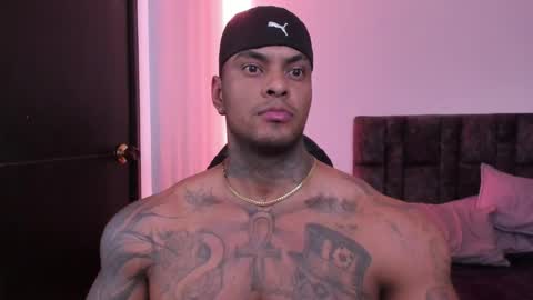 Snapshot of johnbelt_ chatting on December 17, 9:10 pm john belt online show from December 17, 9:10 pm