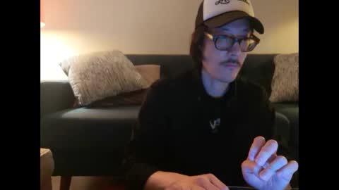 Johnee online show from October 17, 9:34 am