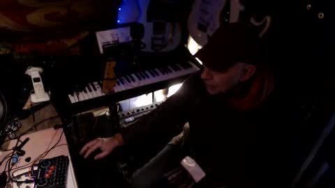 Snapshot of johnfeelgood004 chatting on February 24, 11:19 am johnfeelgood004 online show from February 24, 11:19 am