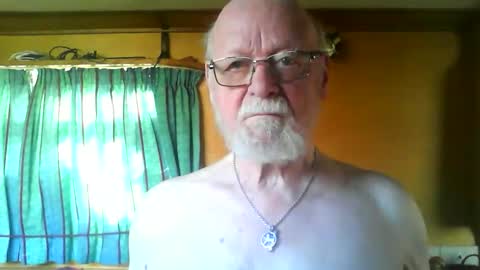 johnjuly1948 online show from April 19, 8:13 am