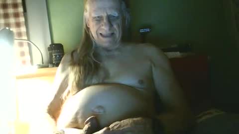 johnnieq1971 online show from March 21, 2:16 am