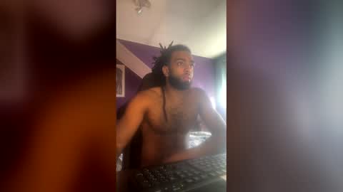 Snapshot of johnnorris071 chatting on March 17, 8:17 am johnnorris071 online show from March 17, 8:17 am
