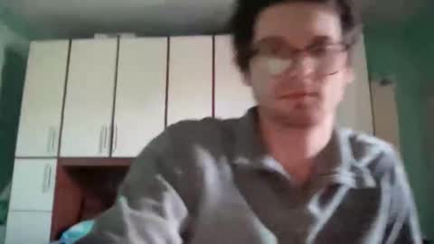 Johnny online show from November 28, 10:40 am