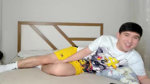 Snapshot of johnny_big_ass chatting on January 14, 7:19 pm Johnny online show from January 14, 7:19 pm