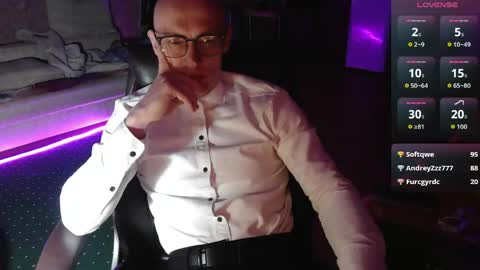 Johnny online show from April 14, 5:41 pm