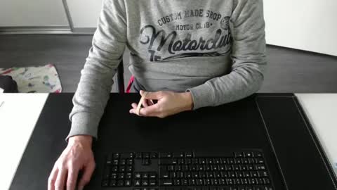 Johnny Walker13 online show from December 24, 12:44 pm