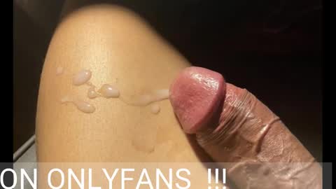 Snapshot of johnnyfun_xxx chatting on December 3, 3:30 am Johnnystrongarms online show from December 3, 3:30 am
