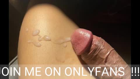 Snapshot of johnnyfun_xxx chatting on March 8, 4:45 am Johnnystrongarms online show from March 8, 4:45 am