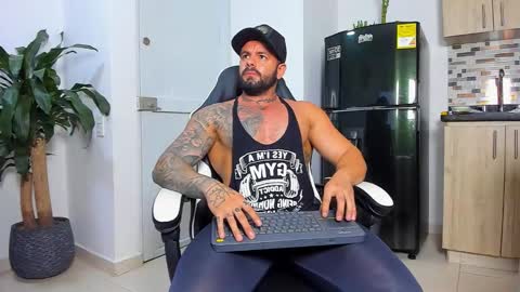 JOHNNY online show from November 28, 11:18 pm