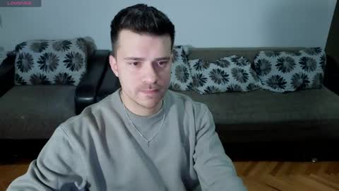 Johnny online show from April 1, 4:26 pm