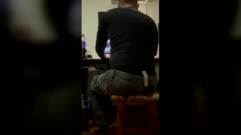 Johnny online show from April 10, 8:13 pm