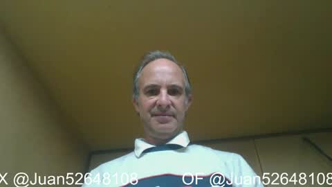 Snapshot of johnq_23 chatting on May 26, 4:36 pm John online show from May 26, 4:36 pm