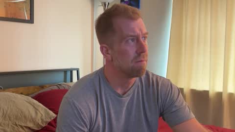 johnsonmcbain online show from April 3, 3:43 pm
