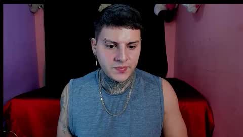 Johny online show from November 8, 4:34 am