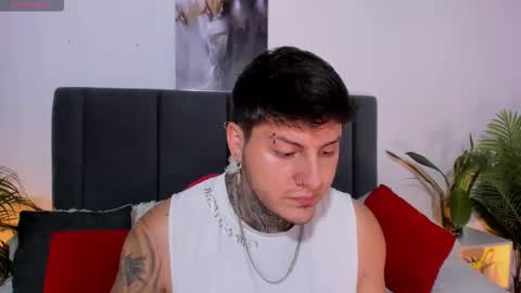 Johny online show from January 9, 12:46 am