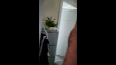 Snapshot of johnyball1 chatting on May 19, 12:11 pm johnyball1 online show from May 19, 12:11 pm