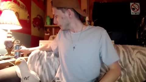 Snapshot of johstondude chatting on May 21, 1:12 am Johston online show from May 21, 1:12 am