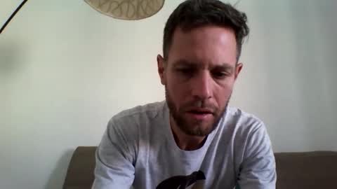 jojo19844 online show from October 15, 8:36 am