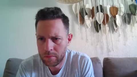 jojo19844 online show from May 22, 9:26 am