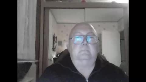 jojo60000529566 online show from May 19, 7:42 pm