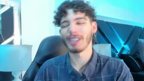 jojobraando online show from December 1, 12:15 am