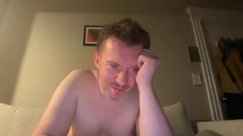 Snapshot of jojohalloran64 chatting on January 11, 1:43 am jojohalloran64 online show from January 11, 1:43 am