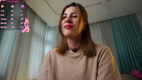 Snapshot of jojojoannaa chatting on June 27, 1:54 am Aurora online show from June 27, 1:54 am