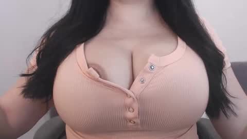 Jolene online show from April 23, 8:46 am