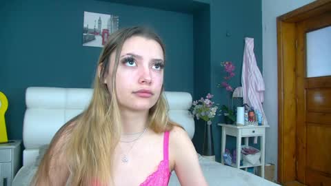 Lana online show from April 23, 4:35 am