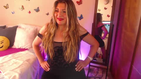Snapshot of jolie_mature_ chatting on January 20, 10:26 pm Jolie Mature online show from January 20, 10:26 pm