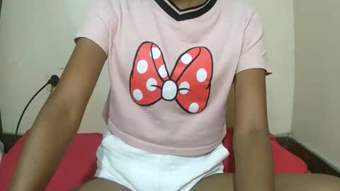 Snapshot of joliekah27 chatting on December 15, 10:36 pm joliekah27 online show from December 15, 10:36 pm