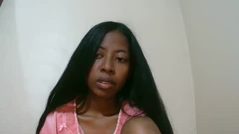 Snapshot of joliekah27 chatting on December 18, 12:06 am joliekah27 online show from December 18, 12:06 am