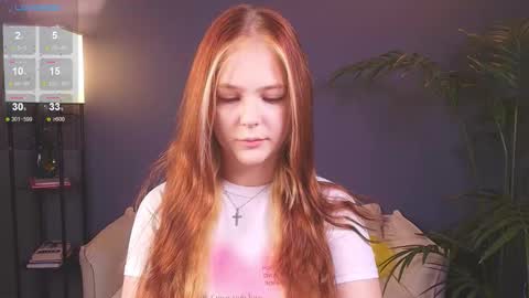 Snapshot of jolly_bean chatting on November 10, 2:54 am Polly online show from November 10, 2:54 am