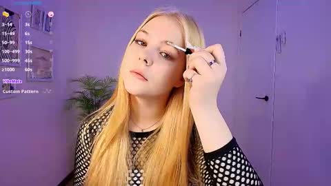 Snapshot of jolly_bean chatting on November 27, 2:57 am Polly online show from November 27, 2:57 am