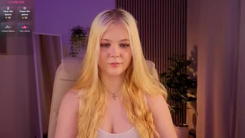 Snapshot of jolly_bean chatting on February 22, 9:08 am Polly online show from February 22, 9:08 am