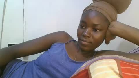 jollynabeb online show from October 13, 8:42 pm