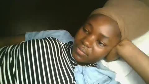 jollynabeb online show from October 24, 6:04 pm