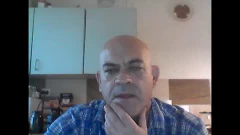 Snapshot of jolmasz30 chatting on December 16, 6:40 am jolmasz30 online show from December 16, 6:40 am