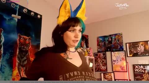 Snapshot of joltionmac chatting on February 12, 6:30 am JoltionMac JJ online show from February 12, 6:30 am