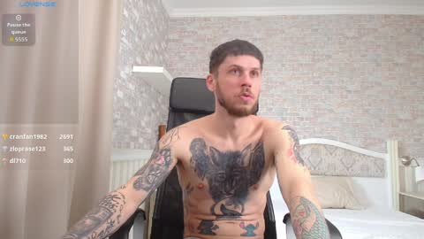 JonahShaw online show from April 11, 7:45 am