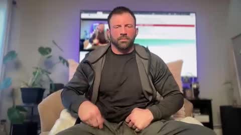 Snapshot of jonariesxxx chatting on February 5, 8:02 pm Jon Aries online show from February 5, 8:02 pm