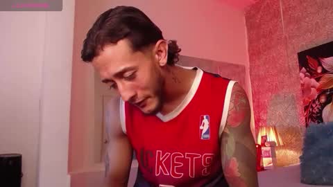 Jonas  online show from January 15, 6:44 pm