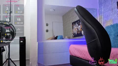 Jonas  online show from March 31, 7:14 pm