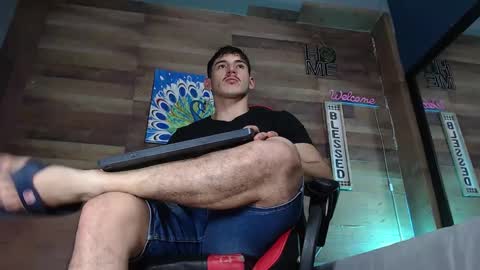 jonathancast08 online show from October 13, 7:36 pm