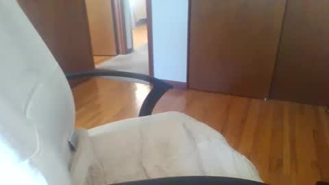 Snapshot of jonderr135 chatting on February 1, 4:49 pm jonderr135 online show from February 1, 4:49 pm