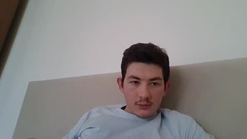 Snapshot of jonhy_merlin chatting on February 18, 12:12 pm jonhy_merlin online show from February 18, 12:12 pm